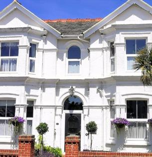 Outside view of Fernhurst Holiday Apartments, self catering, Shanklin