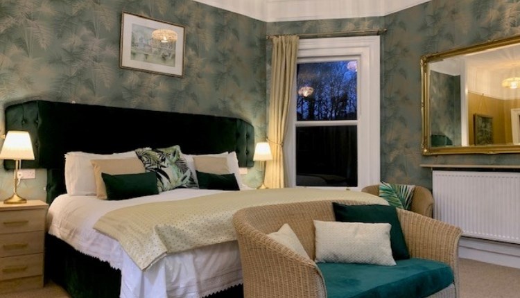 Isle of Wight, accommodation, guest house, b&b, Foxhills of Shanklin, Carisbrooke Room