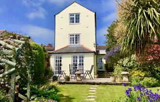 Isle of Wight, Accommodation, Self Catering, Mulberry Cottage, COWES