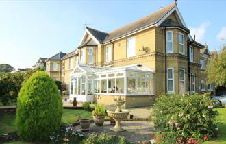The Rowborough - Bed & Breakfast, Isle of Wight
