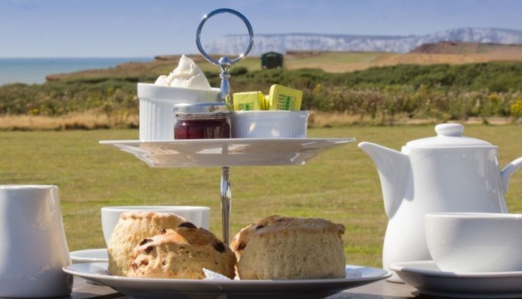 Isle of Wight, Food and Drink, Isle of Wight Pearl, Cream Tea with a view, Brighstone, WEST WIGHT