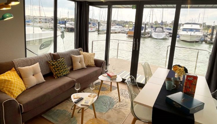 Living area in waterlodge at Yarmouth Harbour, Isle of Wight, self-catering, unique place to stay