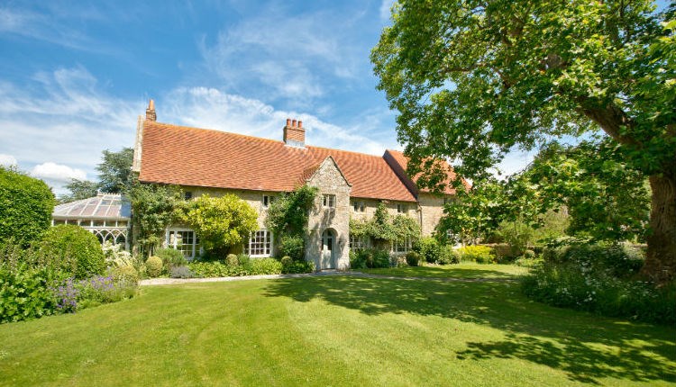 Outside view of Shalfleet Manor from garden, self-catering, Isle of Wight