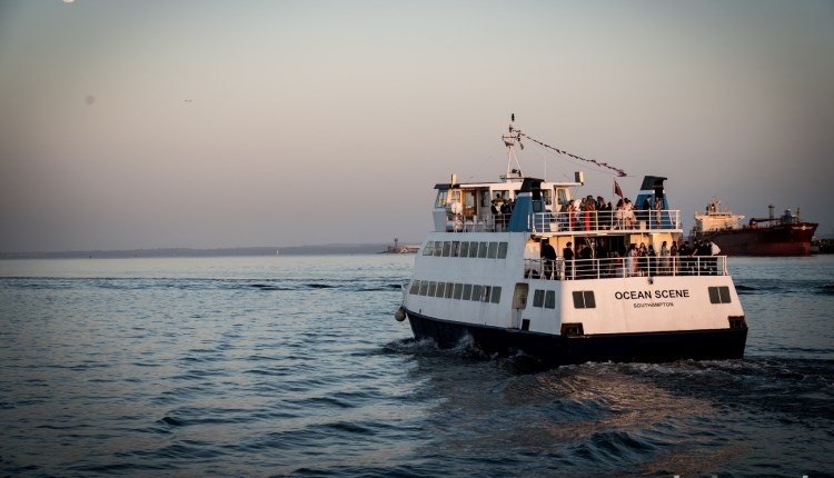 Isle of Wight, Things to do, Solent Cruises Silent Disco,