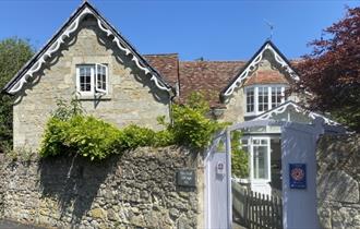 Outside front view of Haviland Cottage, Ventnor, Self Catering Outside front view of Haviland Cottage, Ventnor, Self Catering