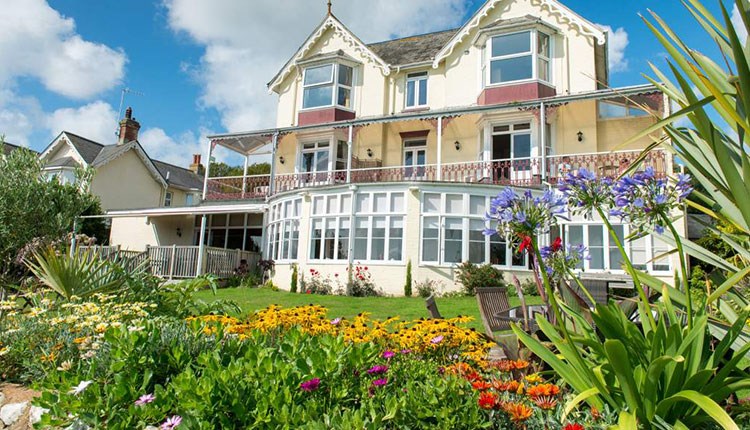 Isle of Wight, Accommodation, The Clifton, Shanklin, Garden and Frontage
