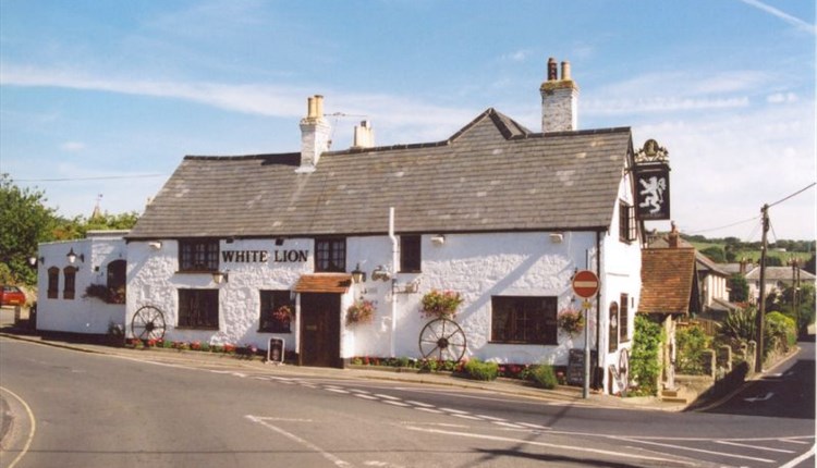 Outside view of The White Lion, Niton, Eat & Drink