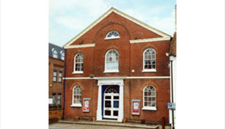 Outside view of Apollo Theatre, Newport, Things to Do