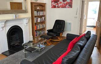 Living room at High Street Suites 3 apartment, Ventnor, Isle of Wight, Self Catering