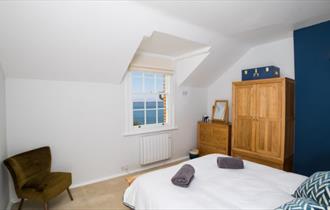 Master bedroom at Spinnakers, Fort Victoria Cottages, Yarmouth, Isle of Wight, self catering
