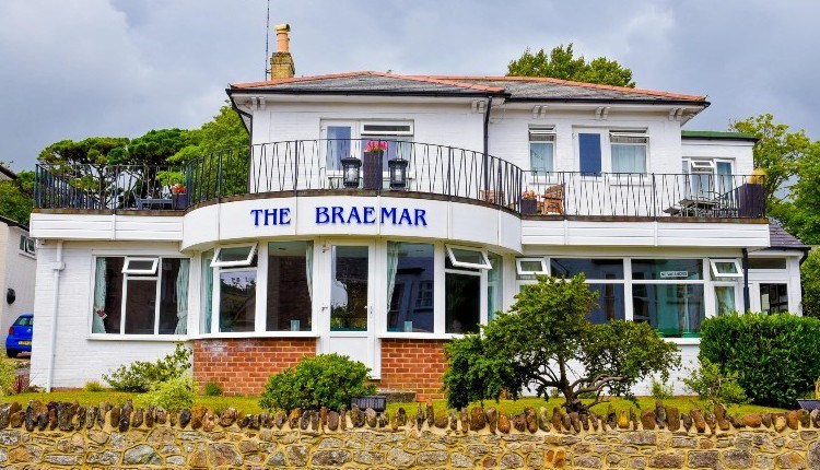 Outside, front view of The Braemar, Shanklin, B&B