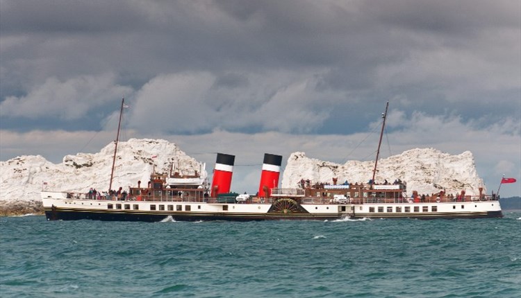 Isle of Wight, things to do, Waverley Paddle Steamer, Yarmouth, Needles