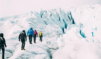 Glacier Hike at the "Fairytale Ice" | Spiterstulen bre- og fjellføring