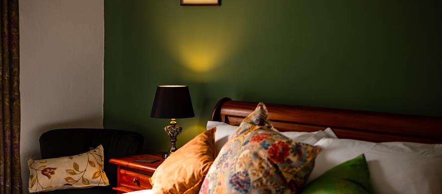 Greendale Teahouse and Rooms