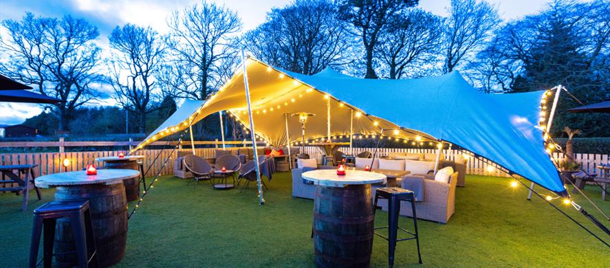 Black Bull Inn & Restaurant 