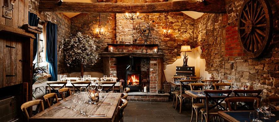 Black Bull Inn & Restaurant 