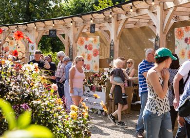 Artisan Market "Apple"