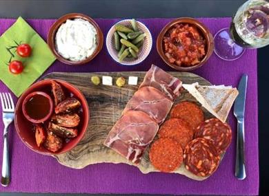 Lancashire Canal Cruises - Tapas Cruise