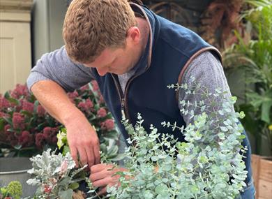Winter Pots Master Class