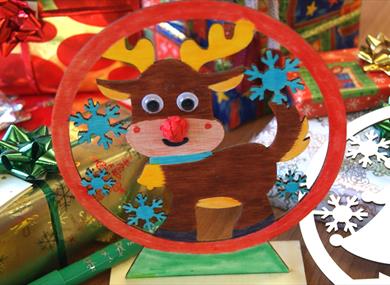 Winter Wonderland Globe Crafts at Clitheroe Castle Museum