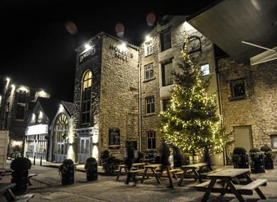 Christmas Market and Light Switch On at Holmes Mill