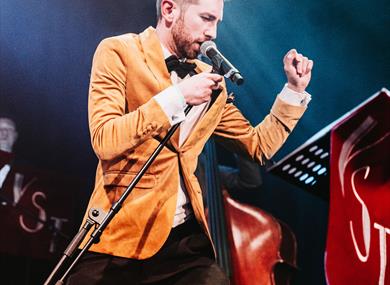 Arthur Geldard presents Vintage Swing Thing & Special Guests