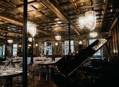 New Year's Eve in The Bar & Grill at Holmes Mill