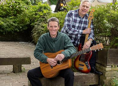 The Houghton Weavers: Winter Tour 2024