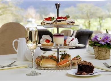 Valentine's Musical Afternoon Tea at Gibbon Bridge Hotel