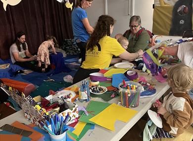 Waterfoot Wakes: Family Craft