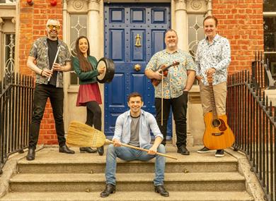 The Irish House Party - A True Taste Of An Irish House Party Live On Stage