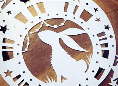 An Introduction to the Creative Art of Papercutting
