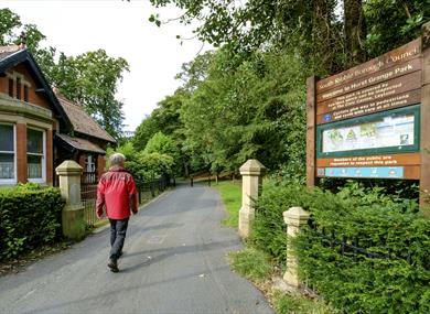 Hurst Grange Park Ramble