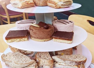 Afternoon Royal-Tea