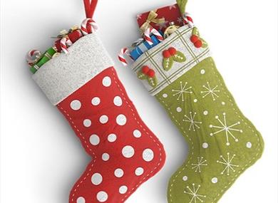 Kids Christmas Crafts - Decorate a Christmas Stocking