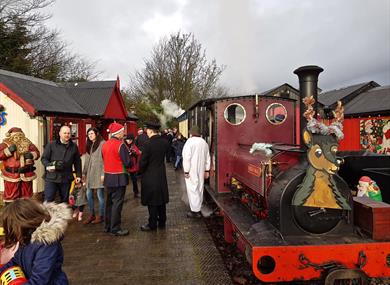 Santa Special Steam Train to Toyland