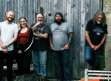 Robert Plant presents Saving Grace