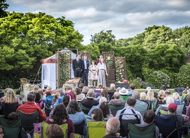 Theatre in the Park presents Romeo and Juliet