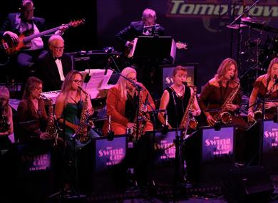 Christmas with a Swing, with the Swing City Big Band