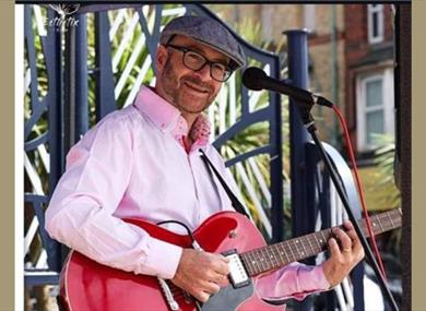 Good Friday - Des Songsmith acoustic set
