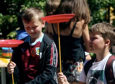 Waterfoot Wakes : Circus Skills