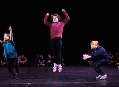 Explore Arts Award (7-13 Year Olds)