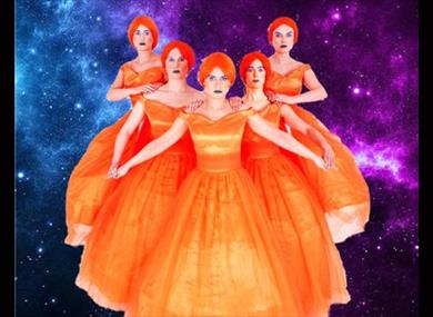 Figs in Wigs: Little Wimmin