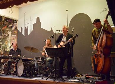 Live Music : An Evening of British Contemporary and Gothic Americana Music