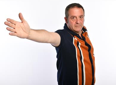 Mark Thomas: Hit Refresh - 50 Things About Us