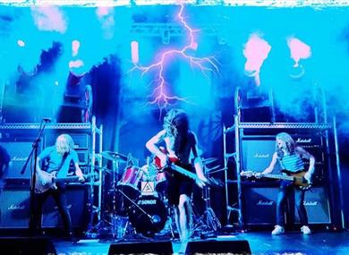 Livewire AC/DC