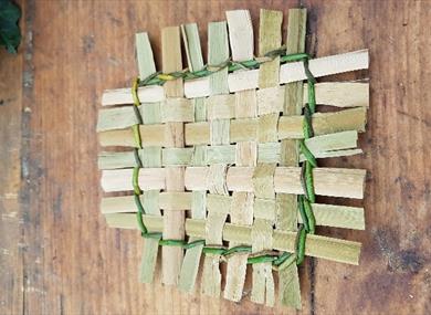 Creative Nature Weaving