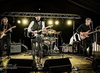 Rain House Blues Band line up