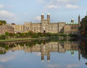 Stonyhurst College