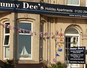 Sunny Dees Holiday Apartments